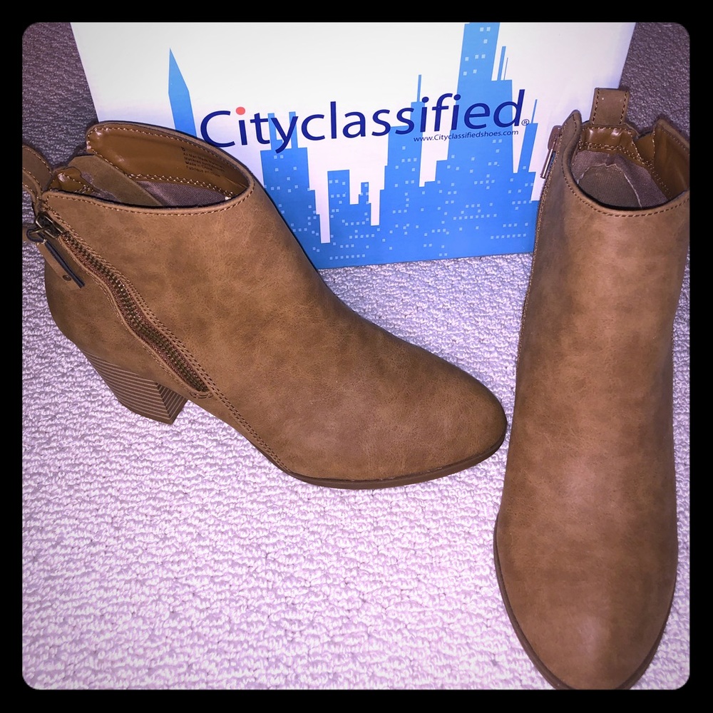City Classified Arnold S Booties- New Size 7.5